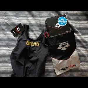 Arena Powerskin Carbon Flex Vx Open Back with tags